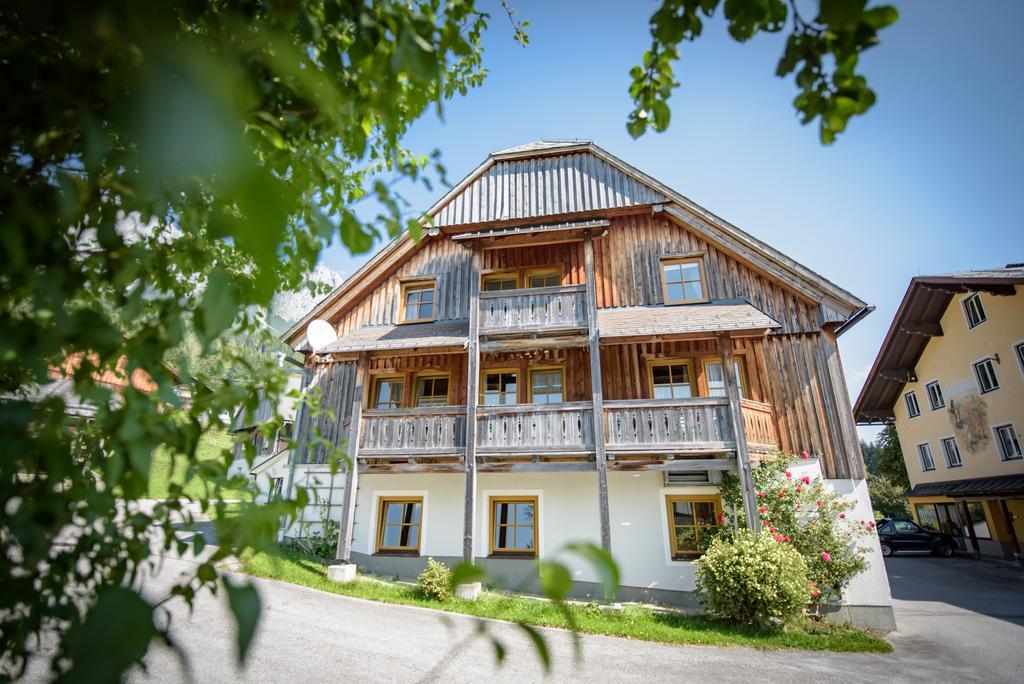 Mayer - Wirtshaus Und Dorfhotel Sankt Martin am Grimming Esterno foto